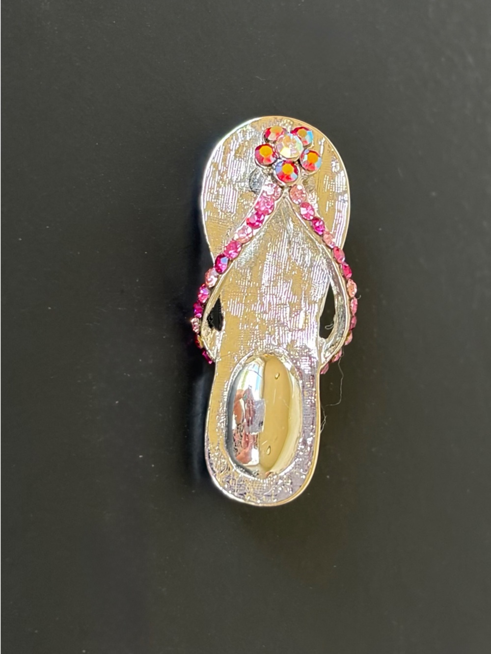 Beach Vibes Silver Sandal With AB Stone Pin/Brooch - Picture 2 of 7